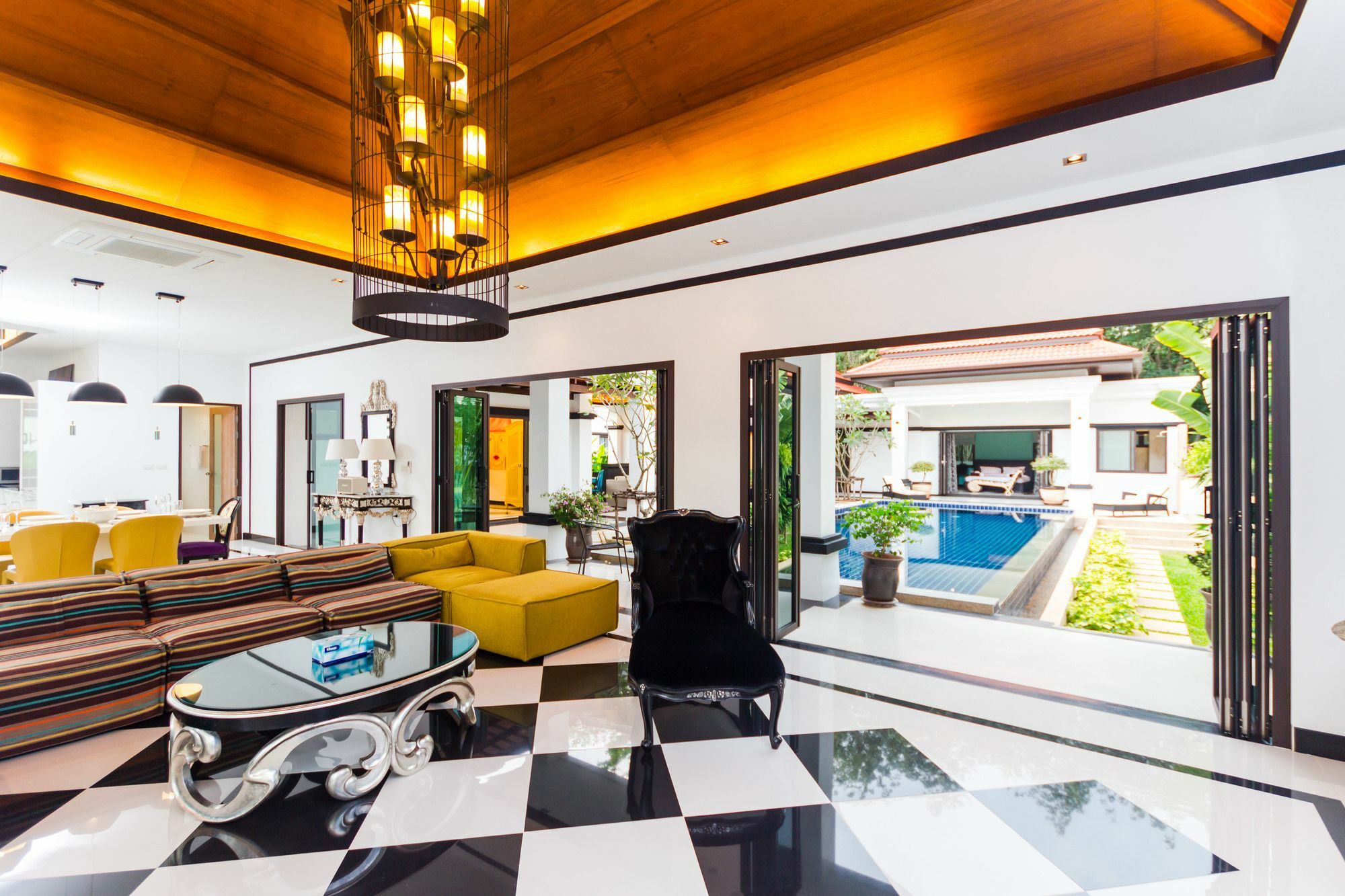 Jewels Villas Phuket Surin Beach  Exterior photo
