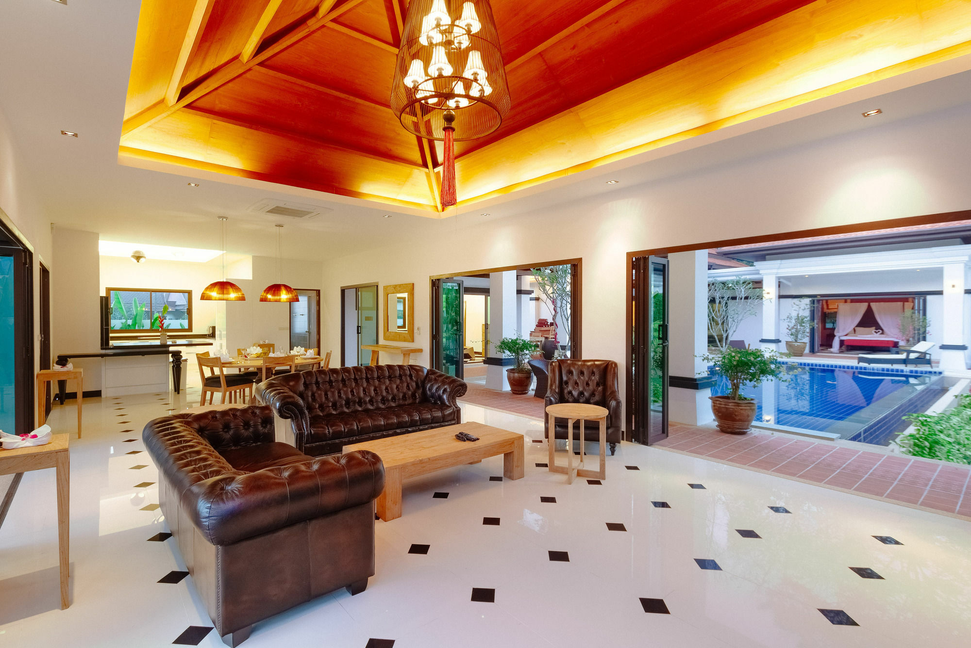 Jewels Villas Phuket Surin Beach  Exterior photo