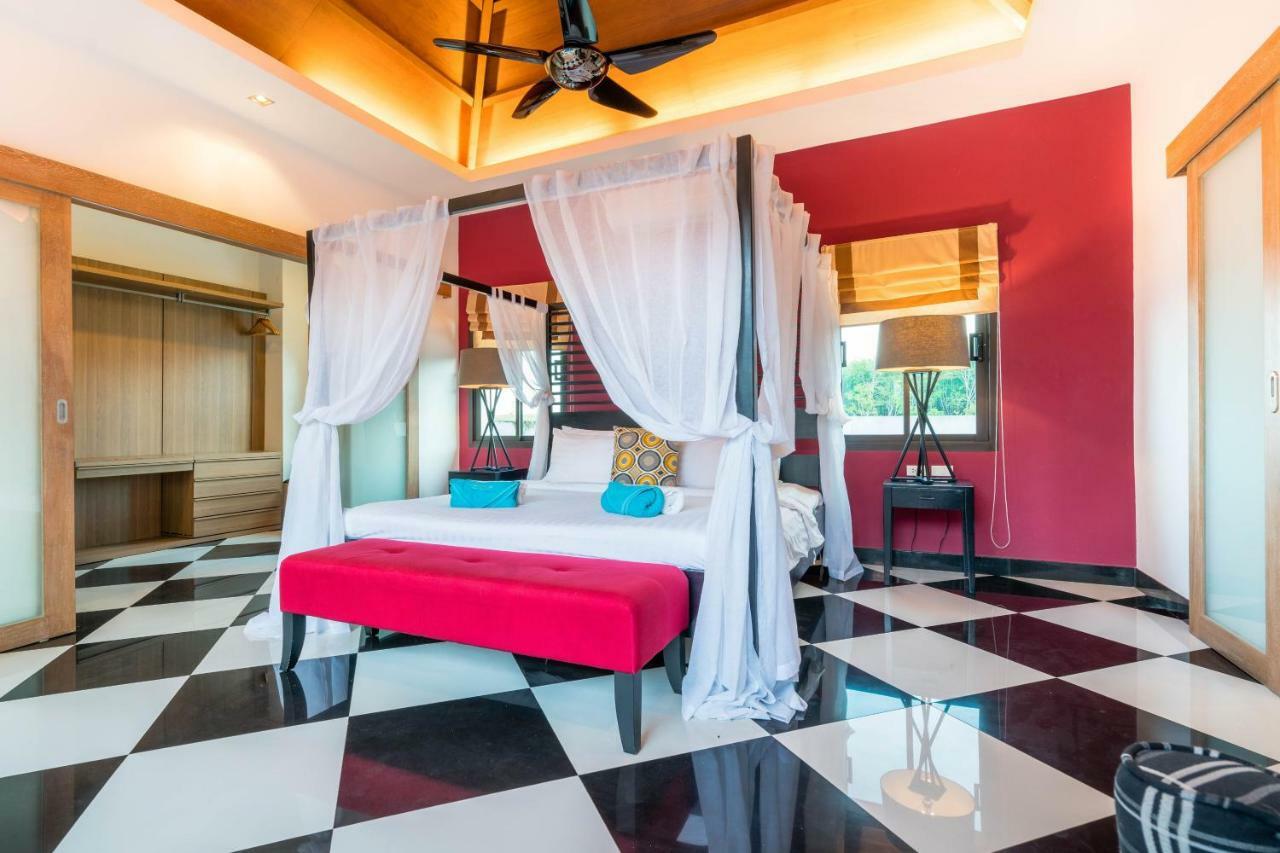 Jewels Villas Phuket Surin Beach  Exterior photo